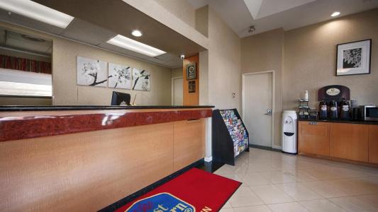 Best Western Inn - 13