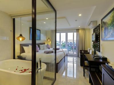 River Suites Hoi An - 3