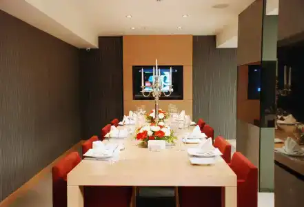 Met Boutique - 9