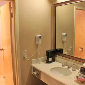 Columbus Inn - 6