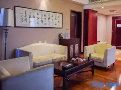 Kunming Wenhui - 33