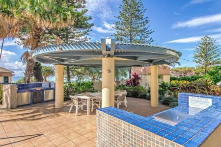 Oceana On Broadbeach - 18