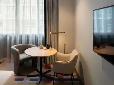 Travelodge Martin Place - 64