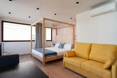 Welldone Sierpes Boutique - 49