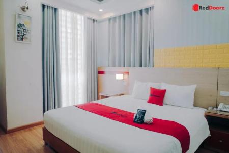 Reddoorz Plus Near Cau Giay Park - 59
