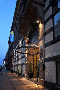 Best Western Hebron - 50