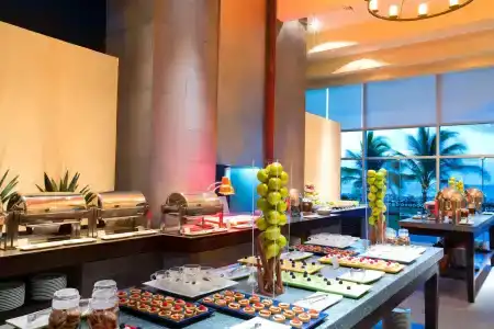 Krystal Grand Cancun - 12