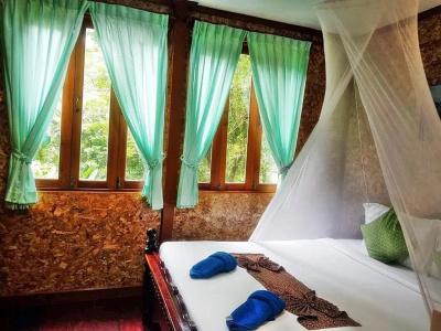 Tree Tops River Huts - 103