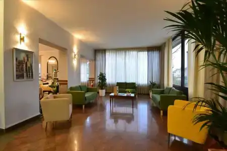 Bella Peschiera - 3