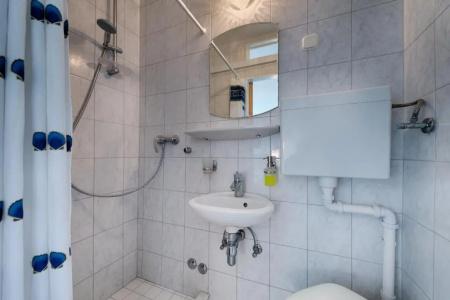 Mira Sea Front Guesthouse - 62