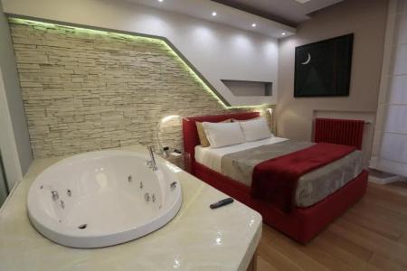 Luxury on the River - 88
