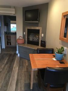 Cambria Shores Inn - 58