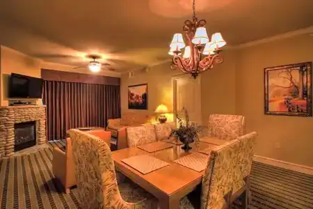RiverStone Resort & Spa - 385