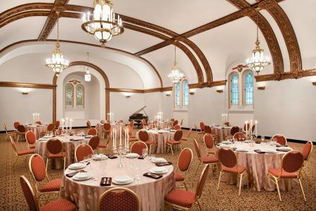 Hilton New Orleans / St. Charles Avenue - 29