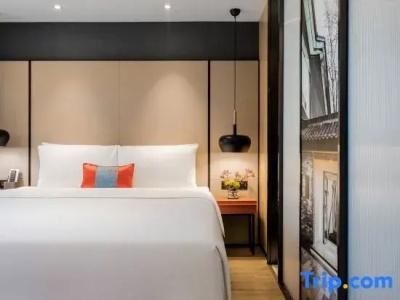 Atour S Chengdu Taikoo Li Branch - 88