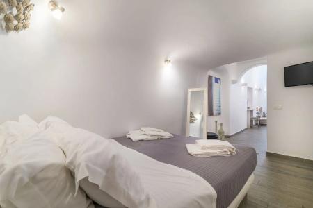Angel Luxury Suites - 77