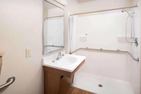 WoodSpring Suites - 27