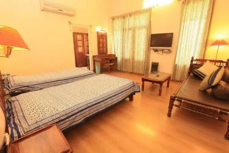 Arya Niwas - 123
