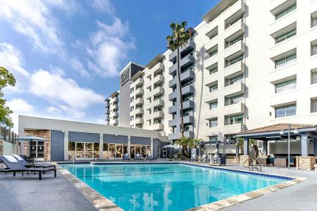 Four Points by Sheraton Los Angeles Westside - 16
