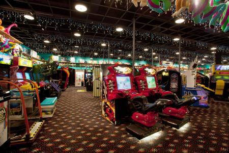 Holiday Inn Express & Suites-Summit Township, an IHG - 7