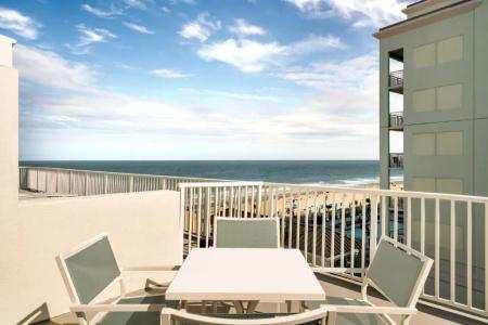 DoubleTree by Hilton Ocean City Oceanfront - 173