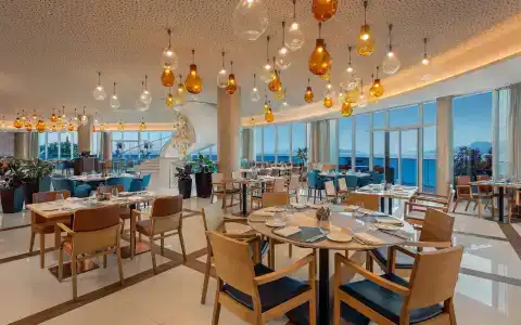 Hilton Rijeka Costabella Beach Resort And Spa - 32