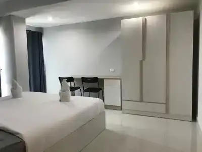 Ploen Ploen Residence - 23