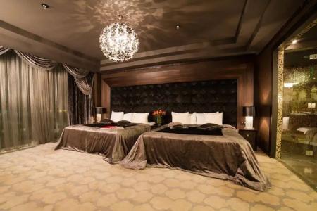 Royal Casino Spa & Resort - 30