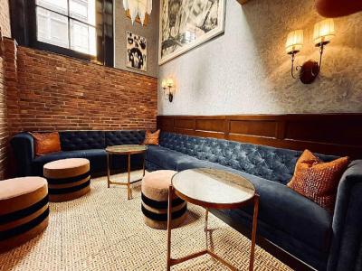 Walker Tribeca - 12