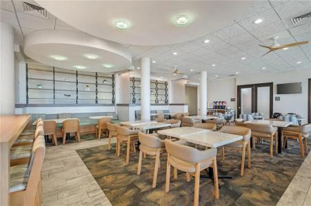 Hampton Inn Virginia Beach Oceanfront North - 37