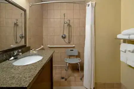 Staybridge Suites, an IHG - 11
