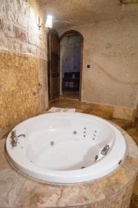 Kemerhan Cave Suites - 82