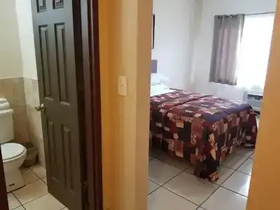 Parkway Inn - 13
