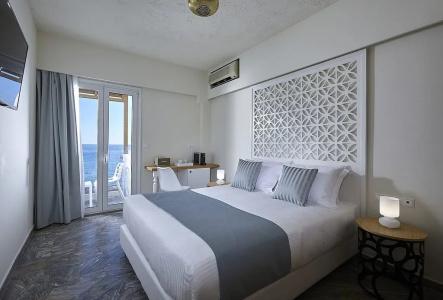 Vasia Boulevard (Adults Only) - 2
