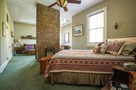 The Lookout Inn - 19