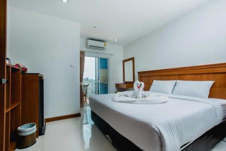 Aim House - 8