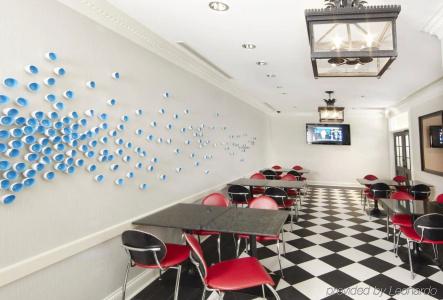 Cass - a Holiday Inn Express At Magnificent Mile, An Ihg Hotel - 7