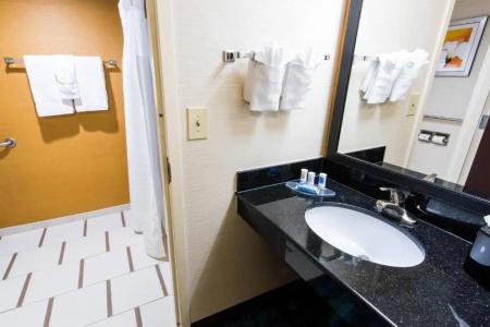 Fairfield by Marriott - 38
