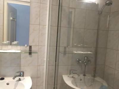 Omega Guesthouse Budapest - 57