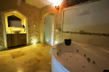Empire Cave - 12