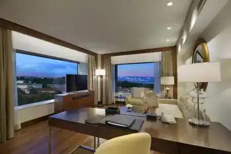 Conrad Istanbul Bosphorus - 75