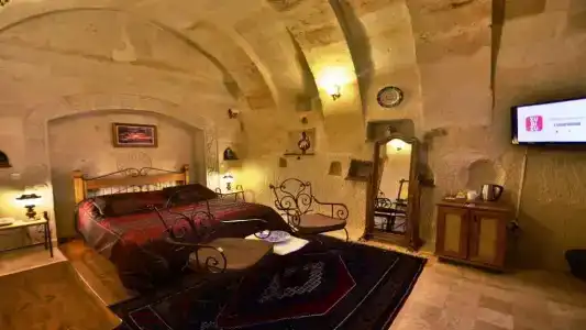 Harman Cave - 158