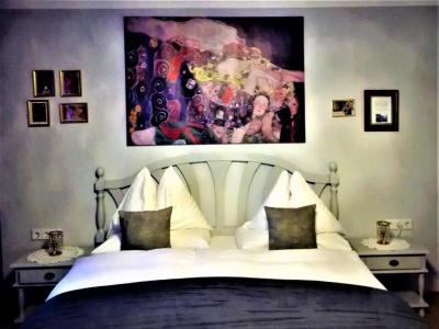 Schneider-Gössl - 32
