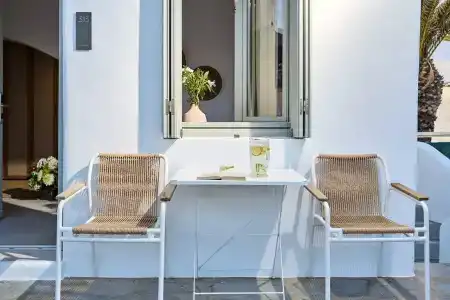Adorno Beach and Suites - 7