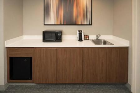 Courtyard by Marriott Portland North - 38