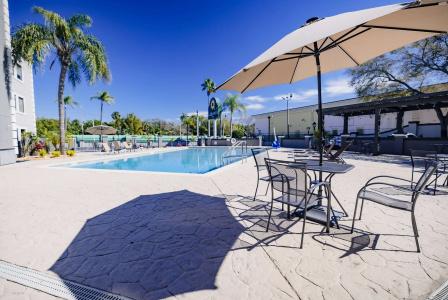 La Quinta Inn by Wyndham Near Busch Gardens - 13