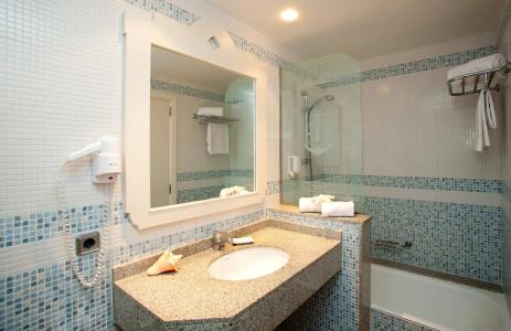 Bahia Camp de Mar Suites - 7