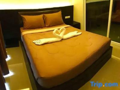 The Cosy River - 174