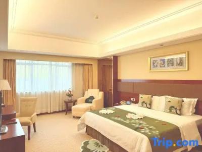 Wahtong Cheng - 51