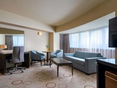 DoubleTree by Hilton Bucharest Unirii Square - 61